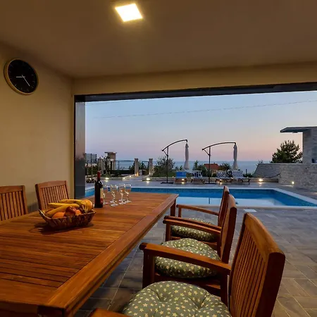 Villa Infinite Joy